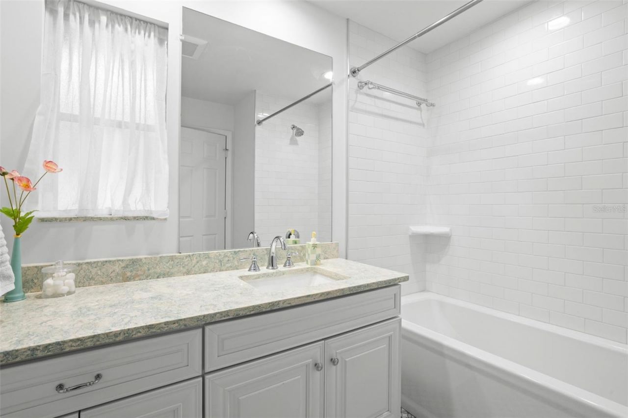 6729 Tequesta Drive , Seminole, FL 33777 Photo