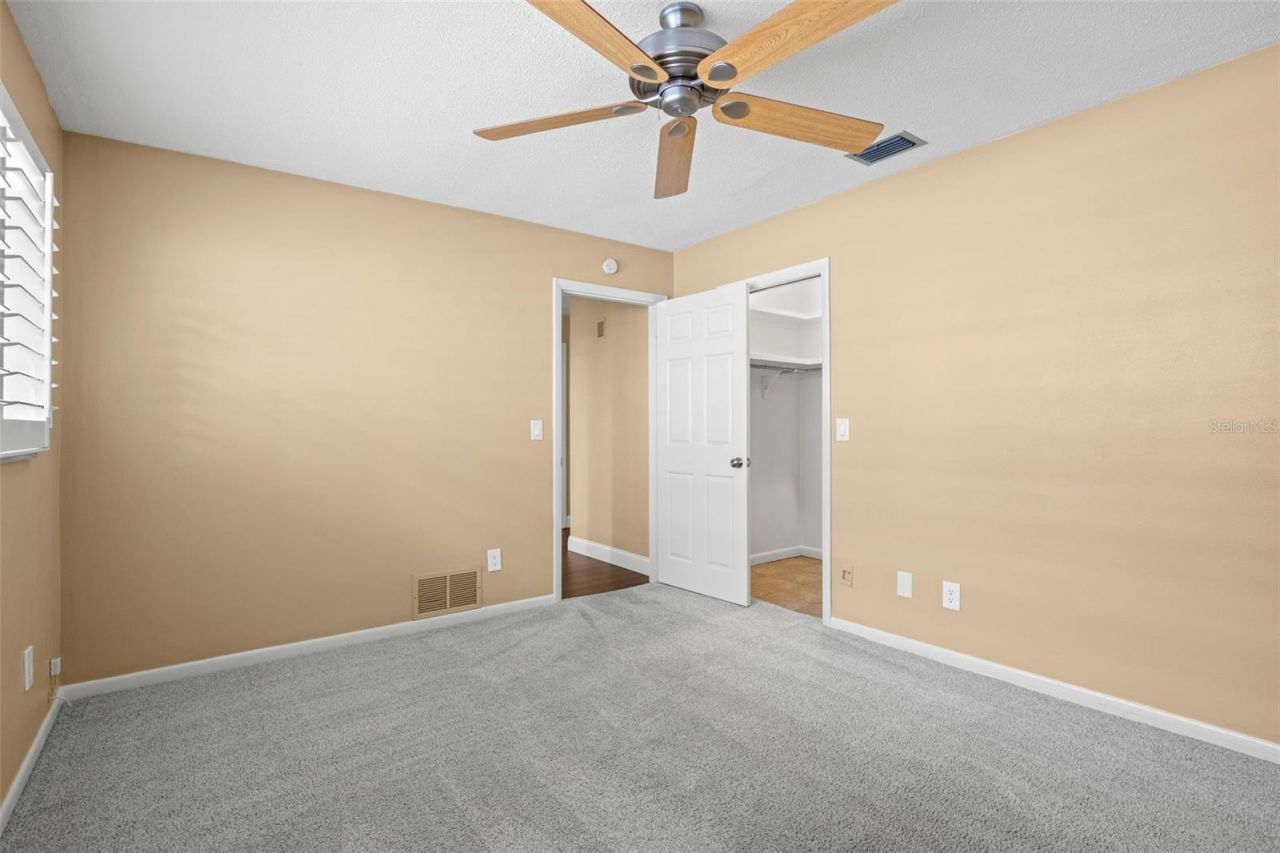 6729 Tequesta Drive , Seminole, FL 33777 Photo