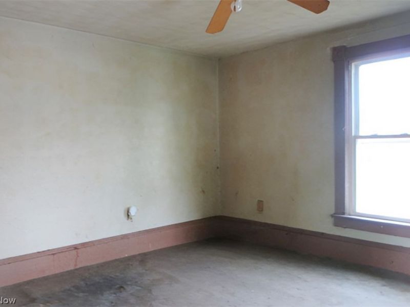 176 E Maryland Avenue, Sebring, OH 44672 Photo 14