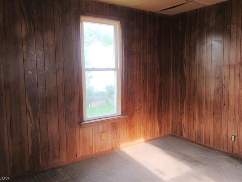 176 E Maryland Avenue, Sebring, OH 44672 Photo 7