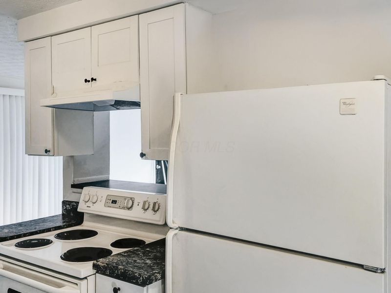 2498 Nassau Drive, Unit 34A, Columbus, OH 43232 Photo 12