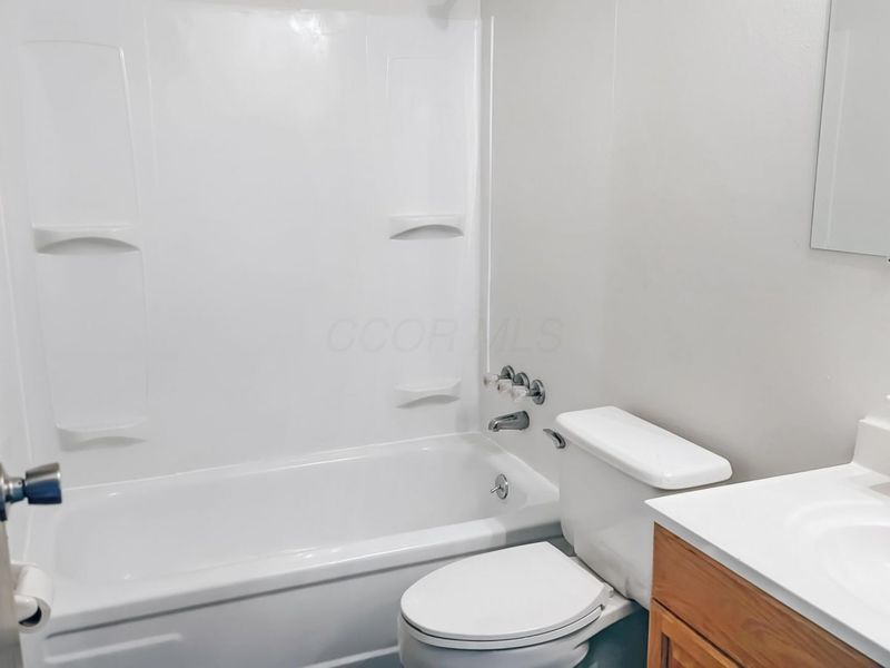 2498 Nassau Drive, Unit 34A, Columbus, OH 43232 Photo 15