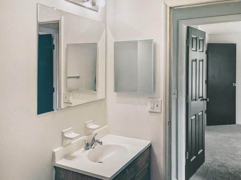 2498 Nassau Drive, Unit 34A, Columbus, OH 43232 Photo 16