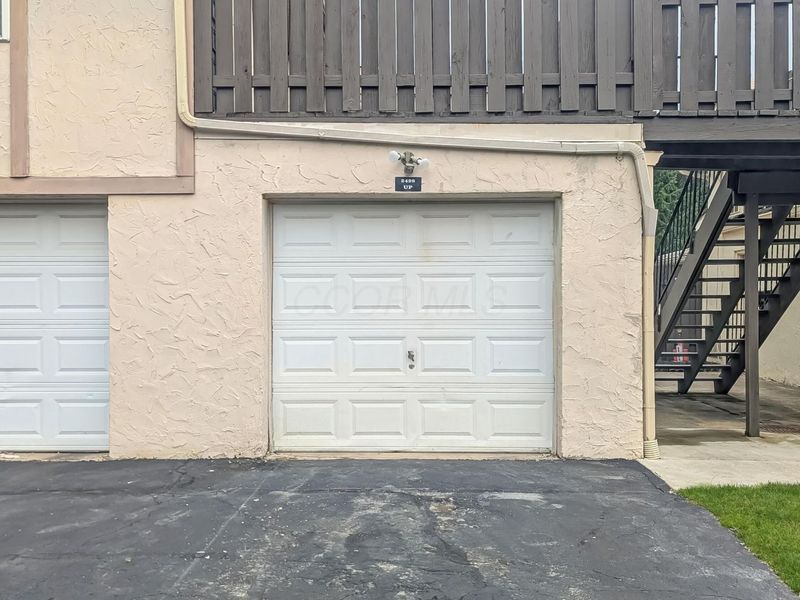 2498 Nassau Drive, Unit 34A, Columbus, OH 43232 Photo 3