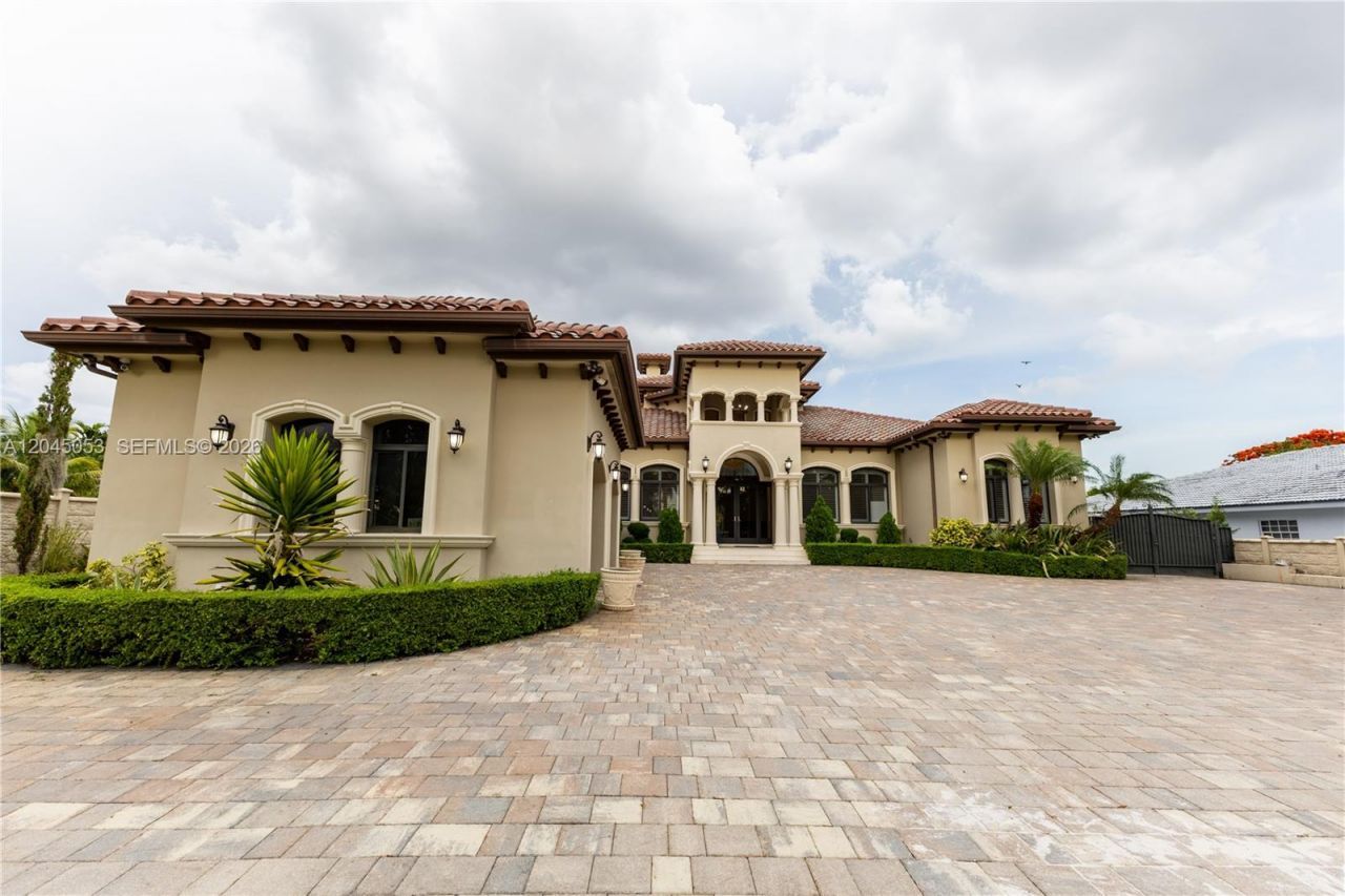 2835 SW 132nd Ave , Miami, FL 33175 Photo