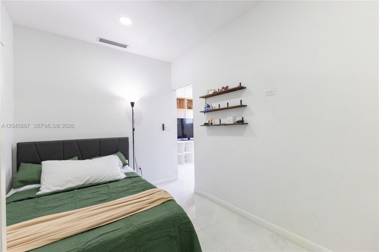 1721 NW 191st St , Miami Gardens, FL 33056 Photo