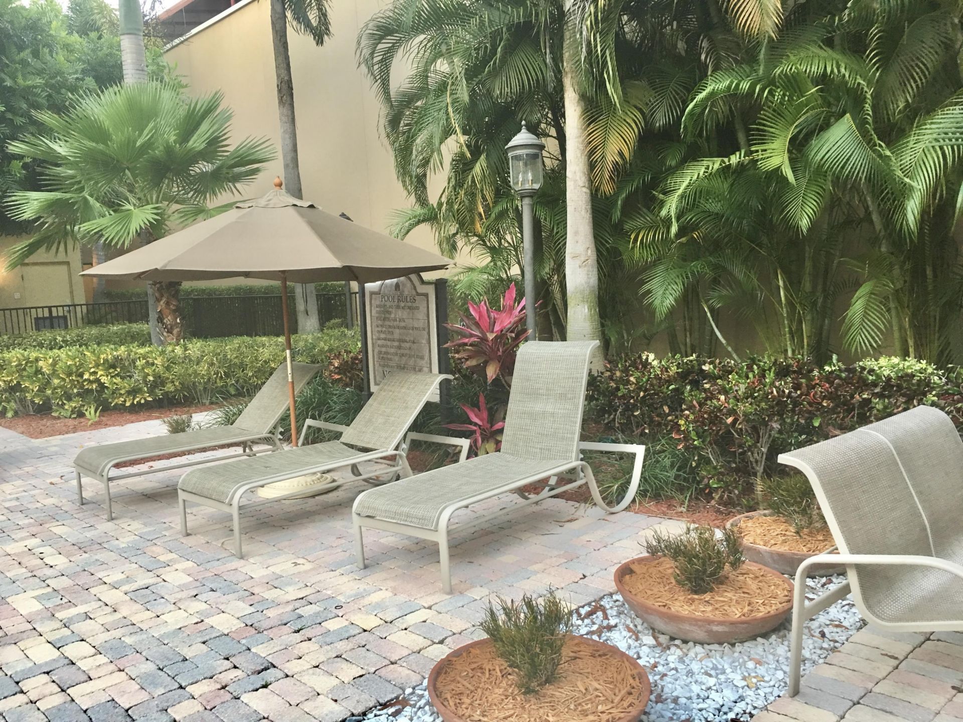 720 S Sapodilla Avenue, Unit 312, West Palm Beach, FL 33401 Photo