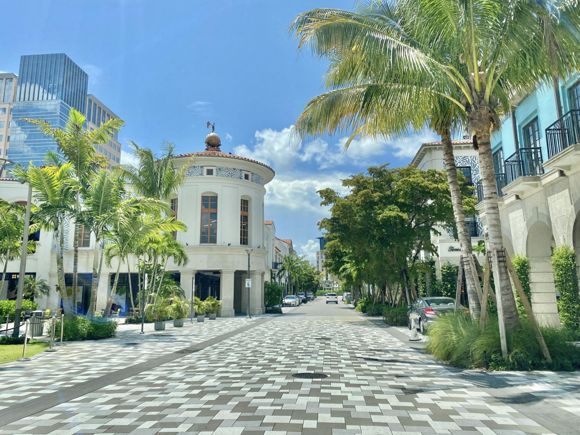 720 S Sapodilla Avenue, Unit 312, West Palm Beach, FL 33401 Photo