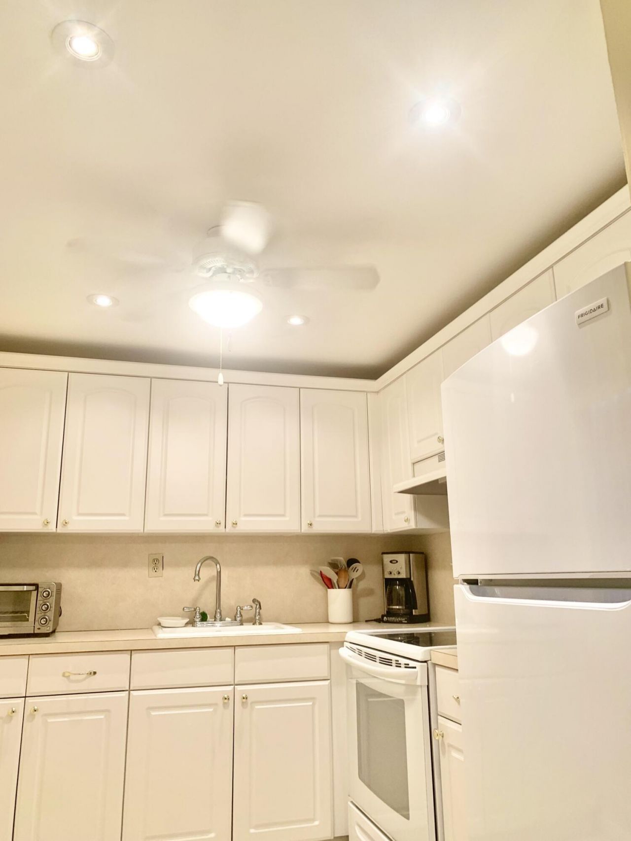 81 Kingswood E, West Palm Beach, FL 33417 Photo