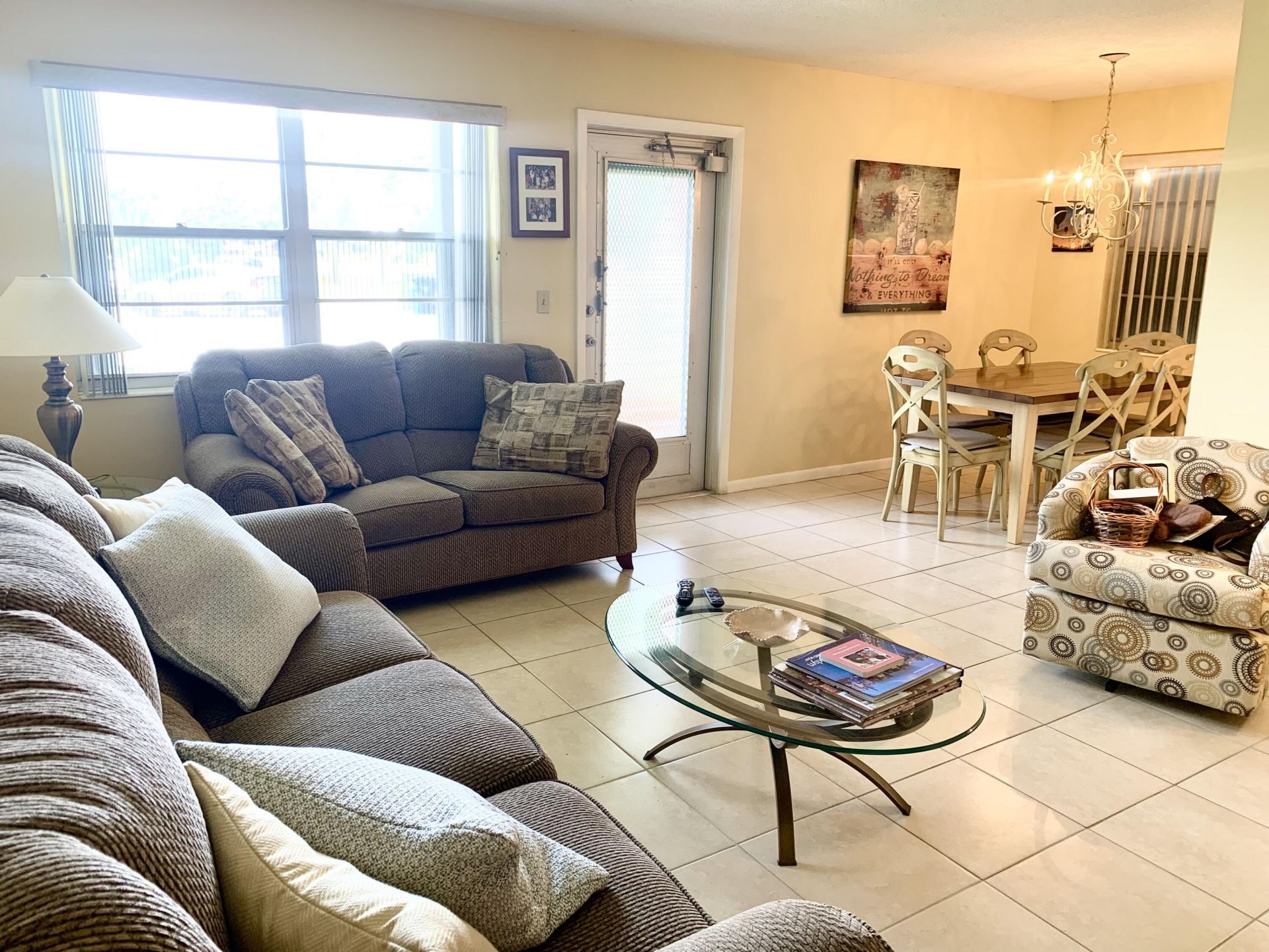 81 Kingswood E, West Palm Beach, FL 33417 Photo