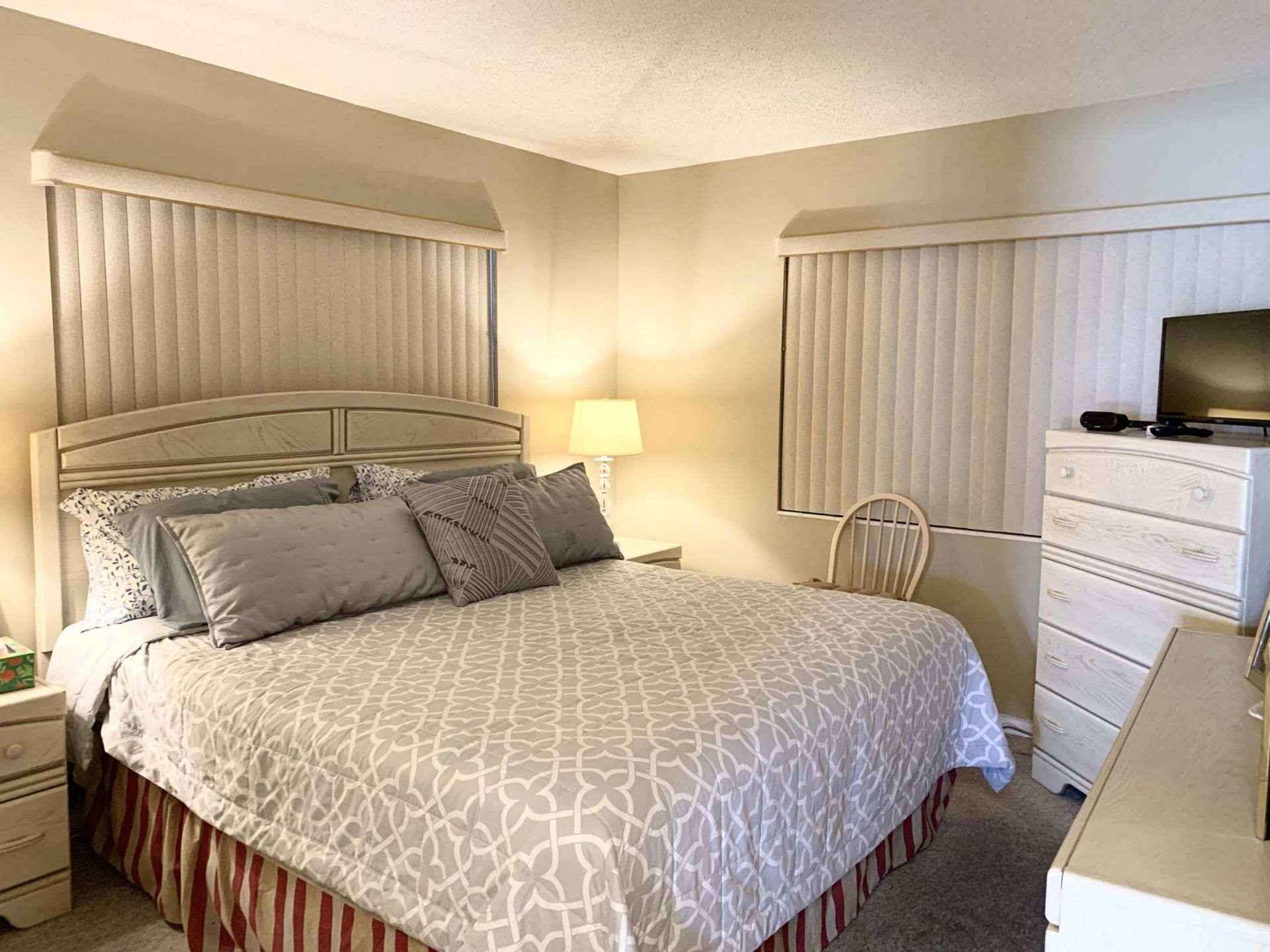 81 Kingswood E, West Palm Beach, FL 33417 Photo