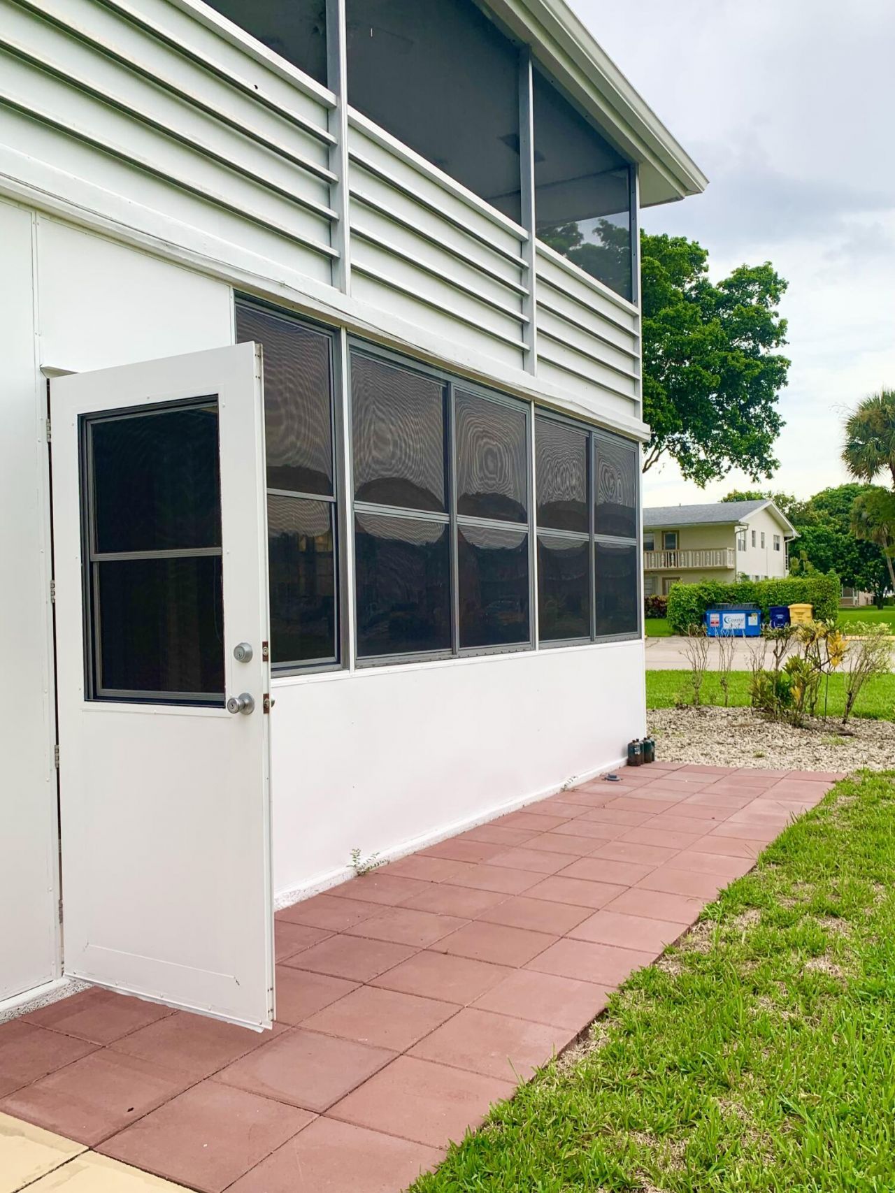 81 Kingswood E, West Palm Beach, FL 33417 Photo