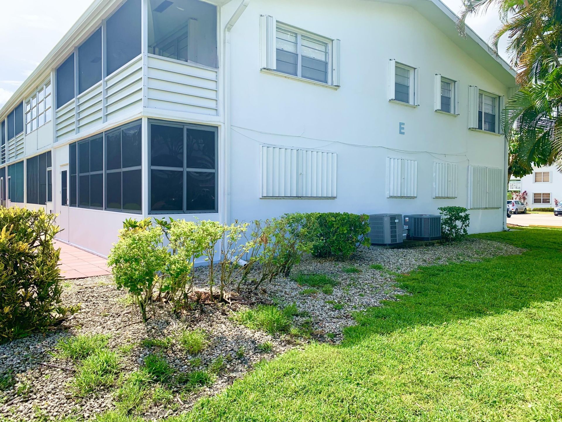 81 Kingswood E, West Palm Beach, FL 33417 Photo