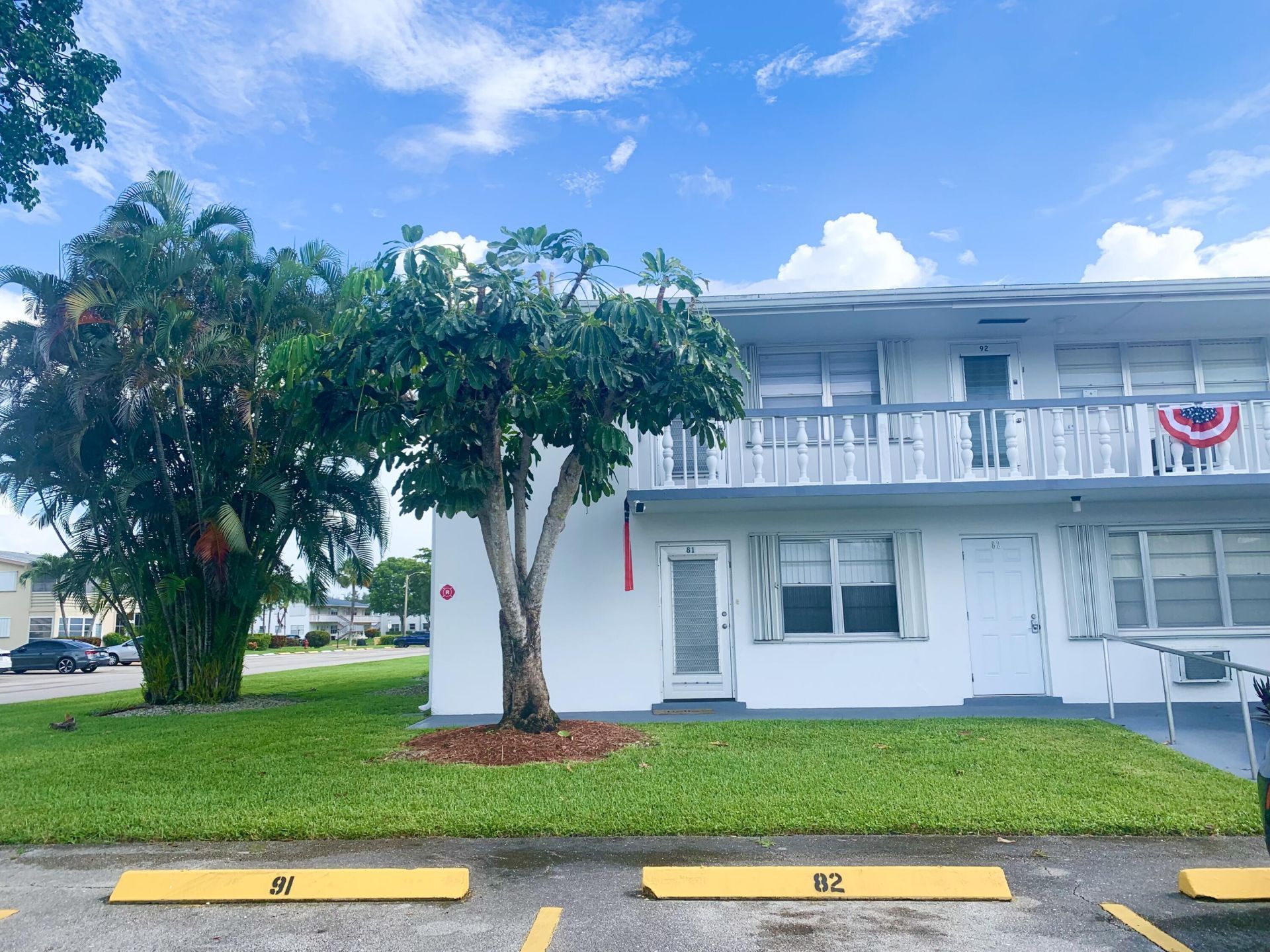 81 Kingswood E, West Palm Beach, FL 33417 Photo