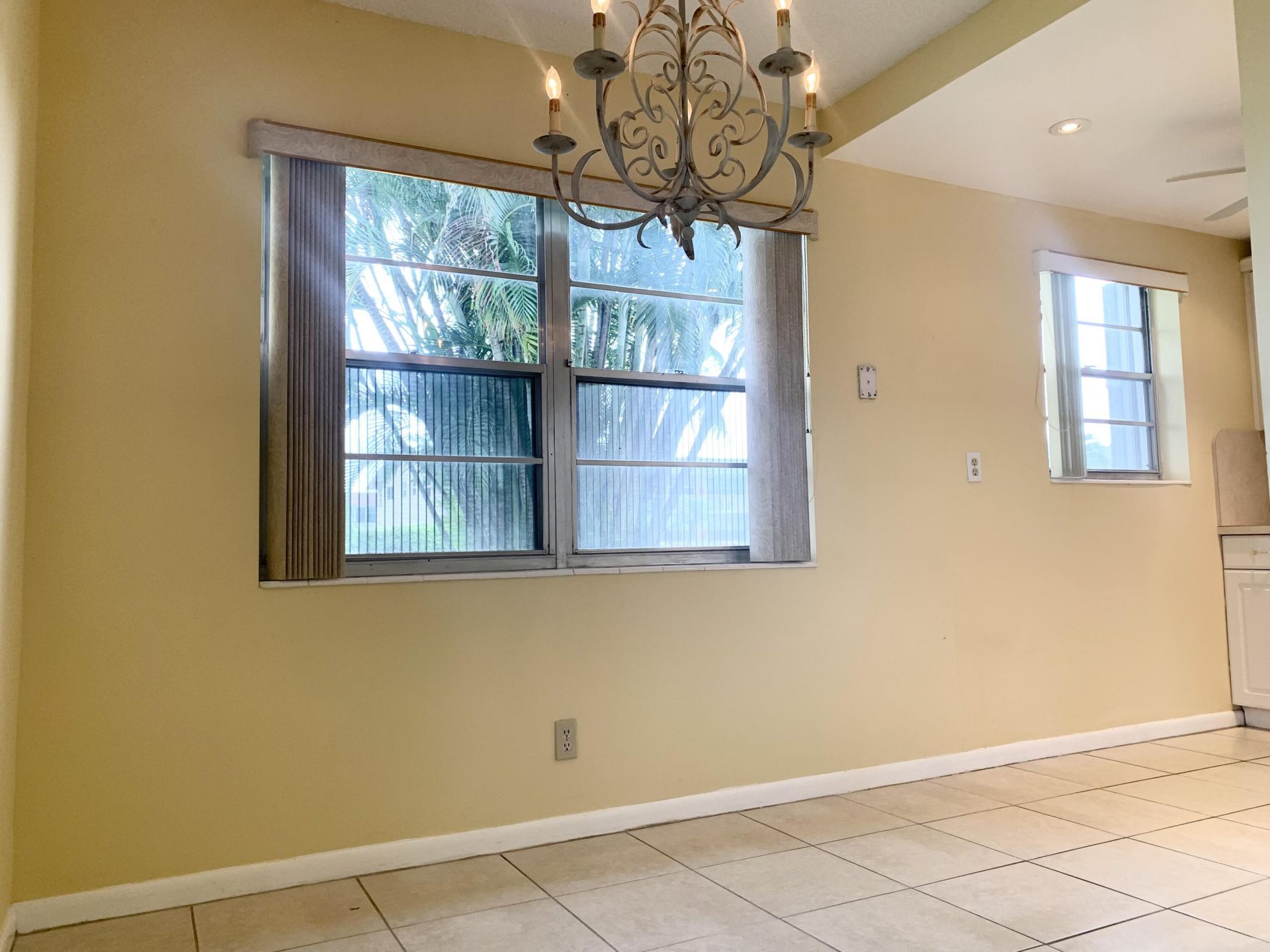 81 Kingswood E, West Palm Beach, FL 33417 Photo