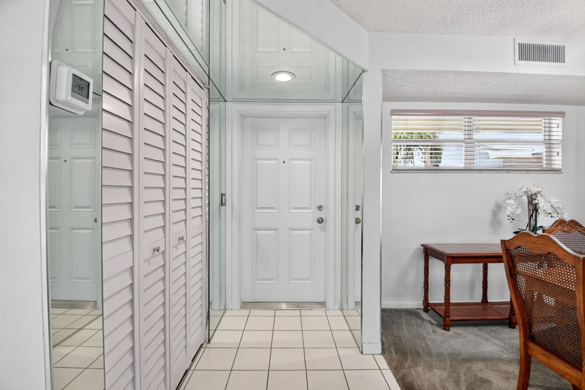 25 Colonial Club Drive, Unit 205, Boynton Beach, FL 33435 Photo