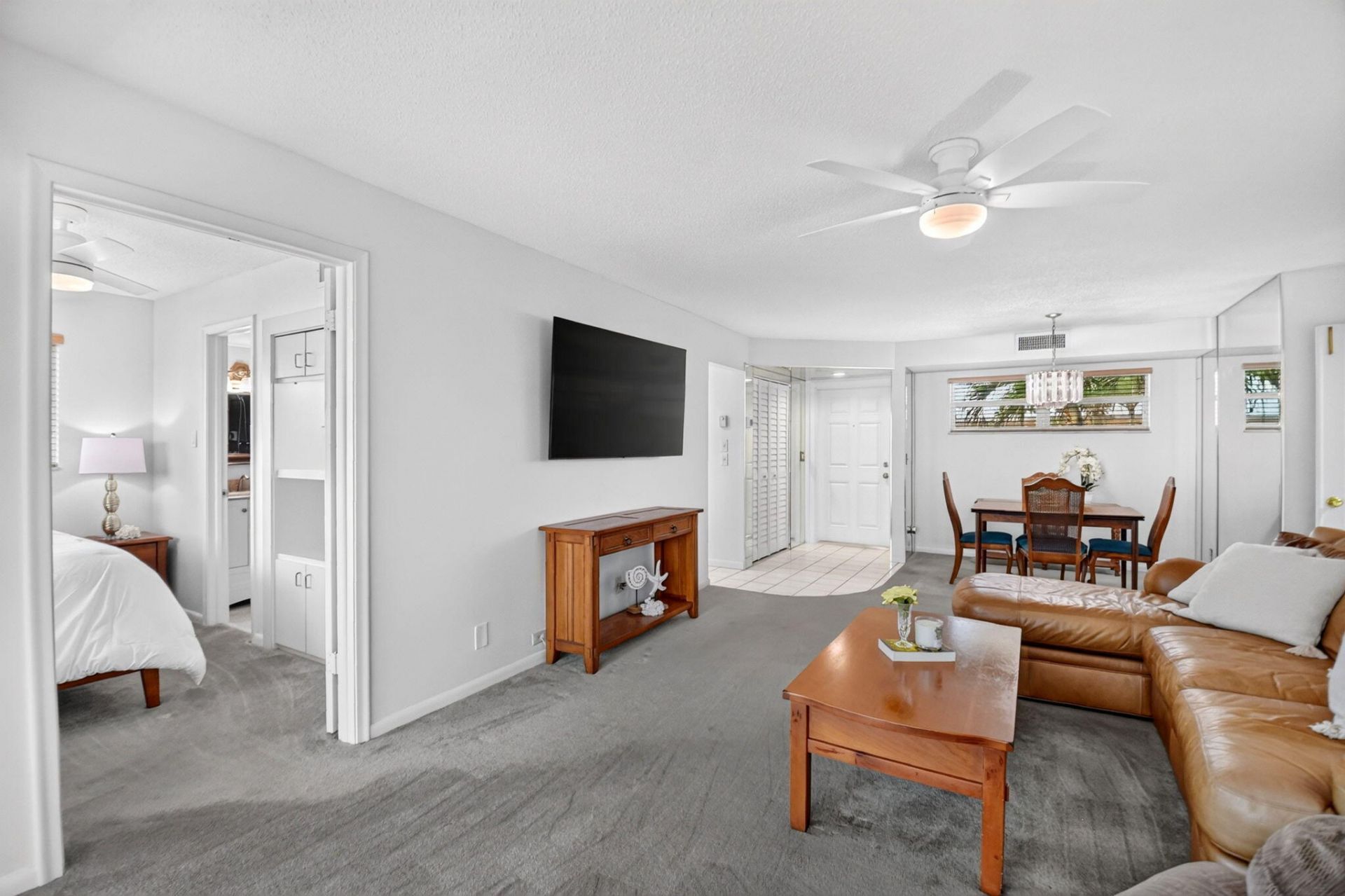 25 Colonial Club Drive, Unit 205, Boynton Beach, FL 33435 Photo