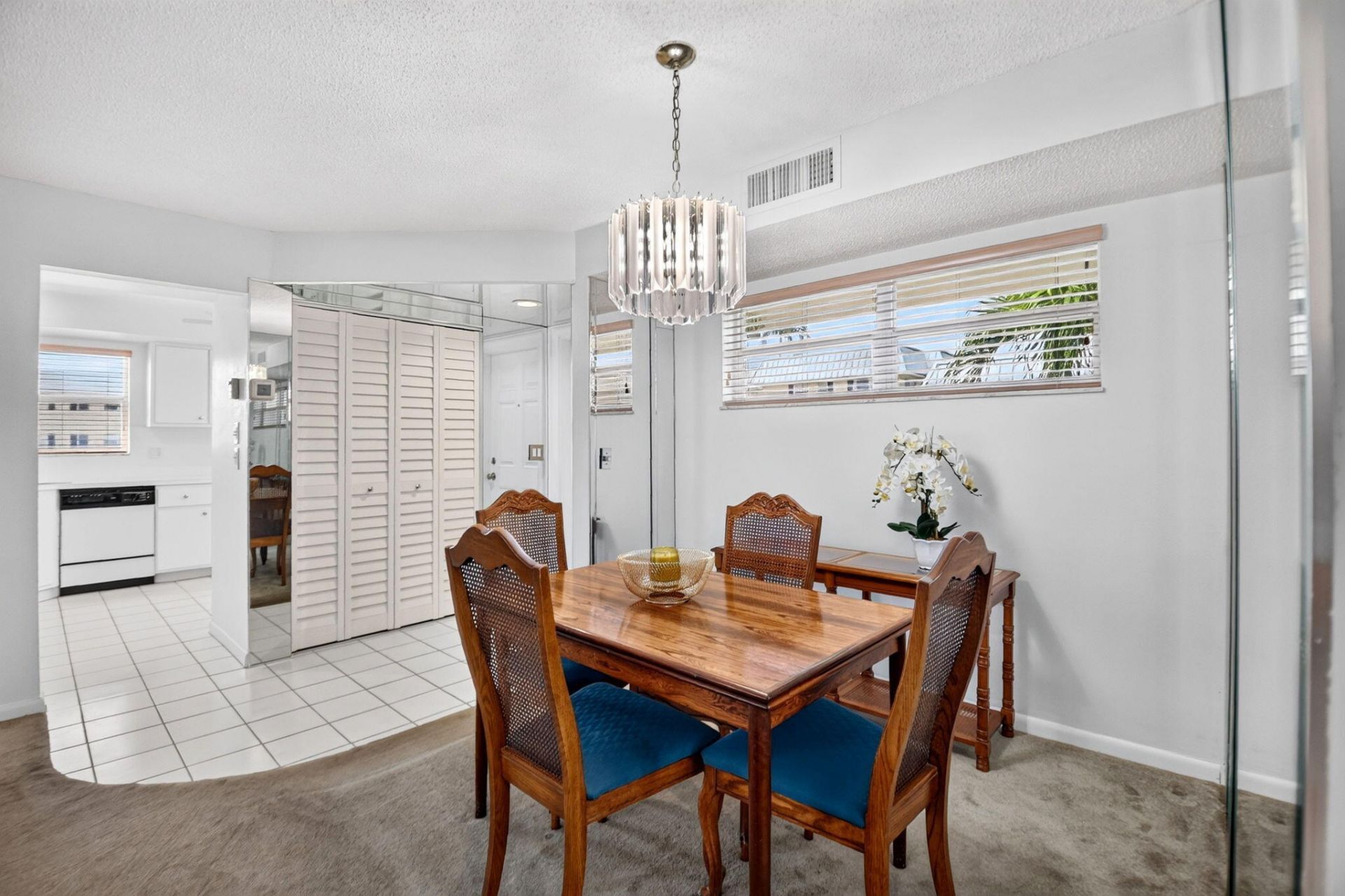 25 Colonial Club Drive, Unit 205, Boynton Beach, FL 33435 Photo