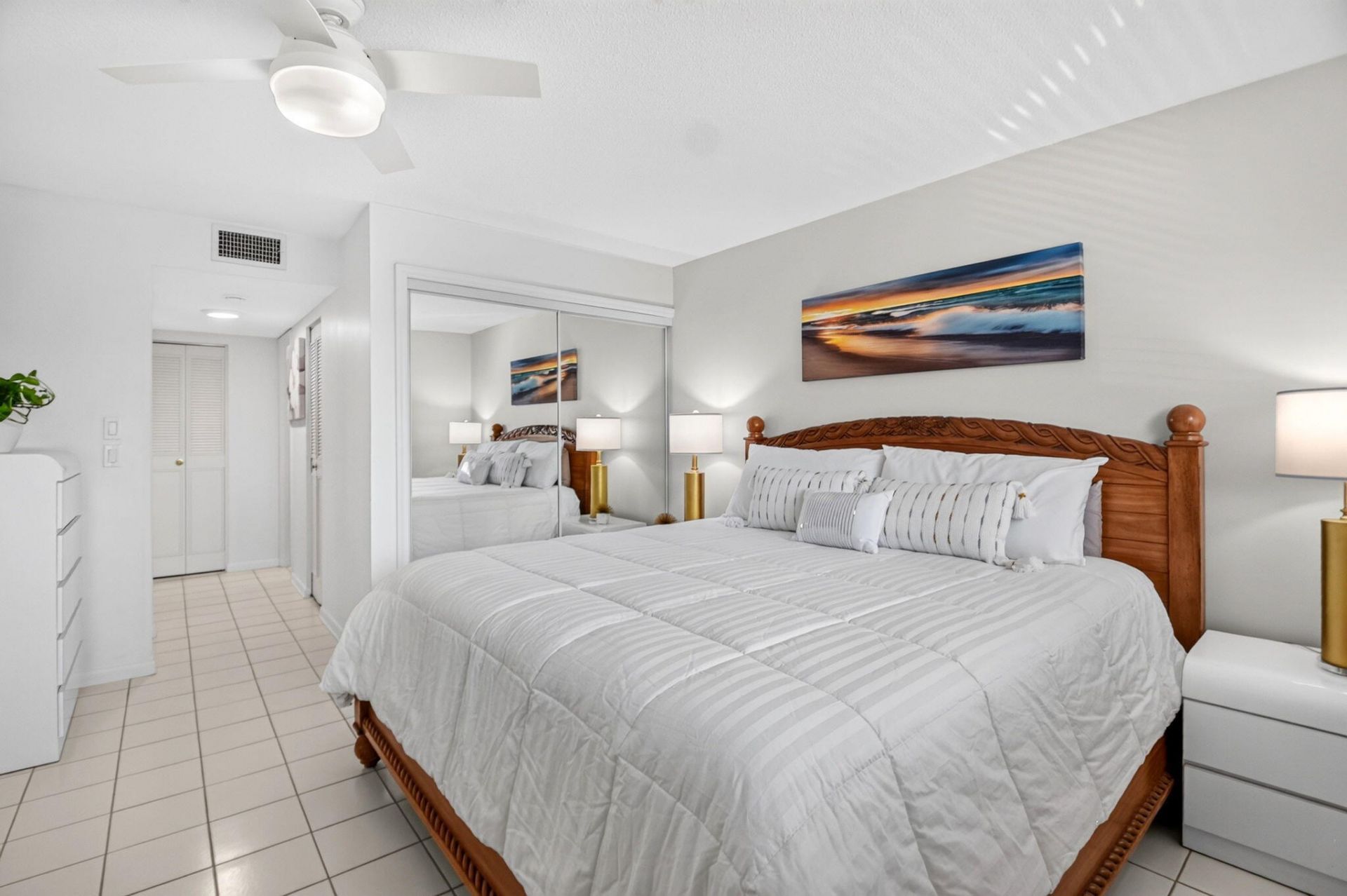 25 Colonial Club Drive, Unit 205, Boynton Beach, FL 33435 Photo