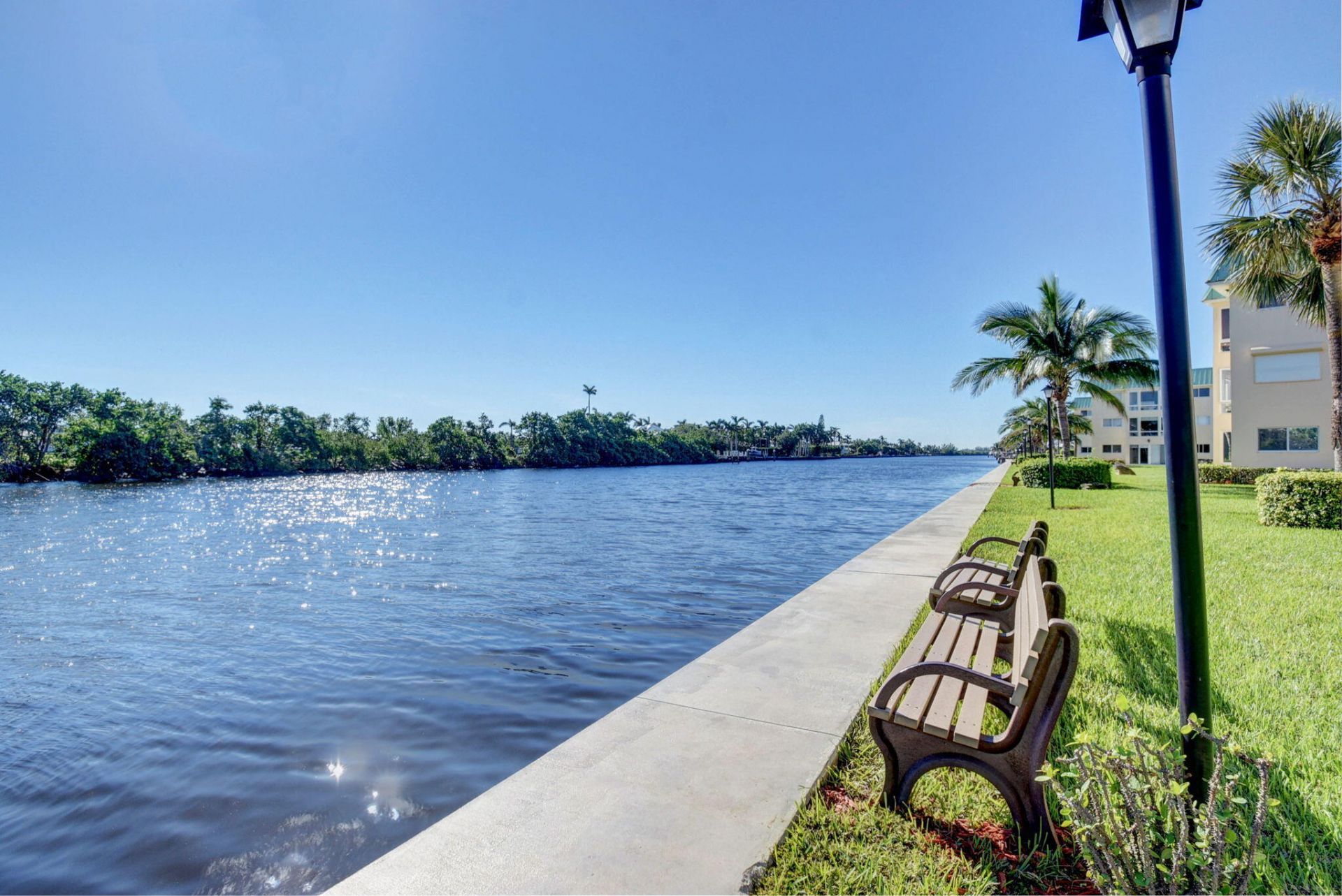 25 Colonial Club Drive, Unit 205, Boynton Beach, FL 33435 Photo