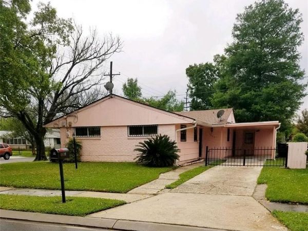 4600 ARTHUR Drive, New Orleans, LA 70127
