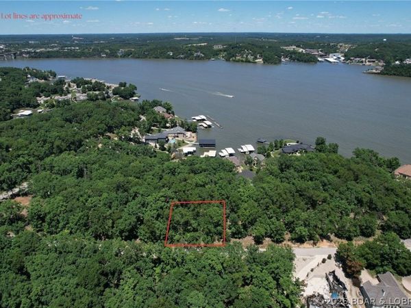 1532A Quanta Grande Drive, Porto Cima, MO 65079