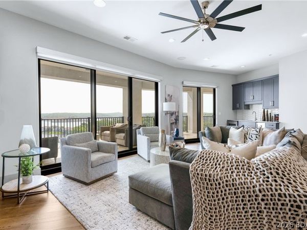 166 Captiva Drive, Unit 9C, Sunrise Beach, MO 65079