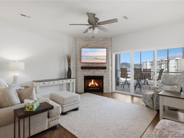 151 Upper Monarch Cove Drive, Unit 3B, Lake Ozark, MO 56504