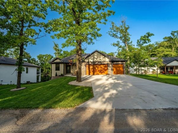 344 Via Appia Drive, Sunrise Beach, MO 65079