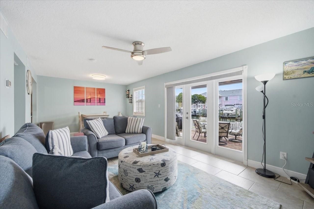 4843 Coquina Key Drive Se, Unit A, Saint Petersburg, FL 33705 Photo