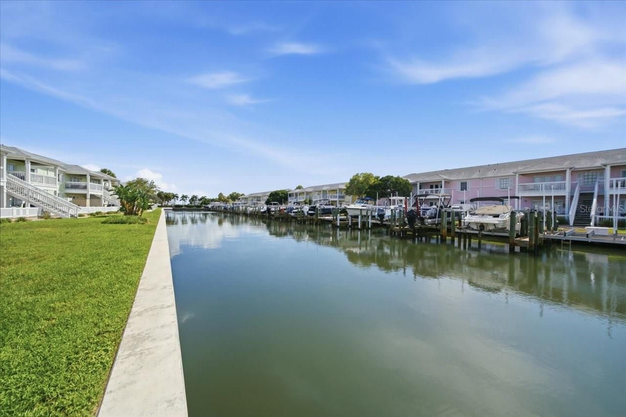 4843 Coquina Key Drive Se, Unit A, Saint Petersburg, FL 33705 Photo