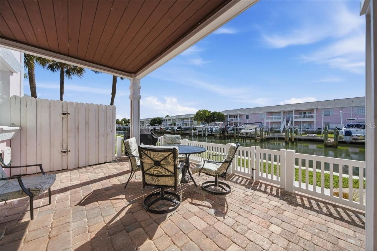 4843 Coquina Key Drive Se, Unit A, Saint Petersburg, FL 33705 Photo