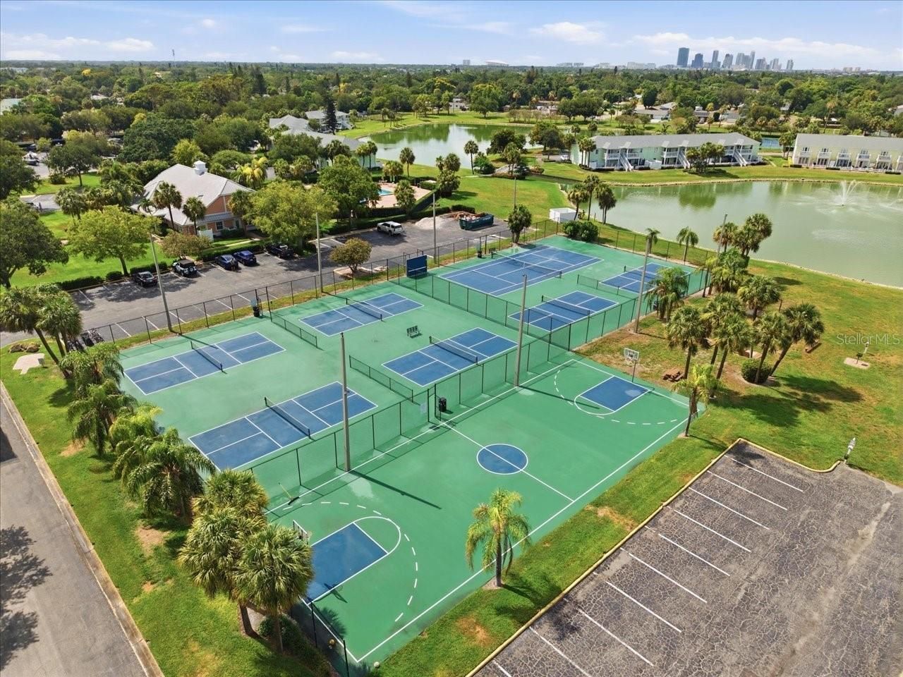 4843 Coquina Key Drive Se, Unit A, Saint Petersburg, FL 33705 Photo