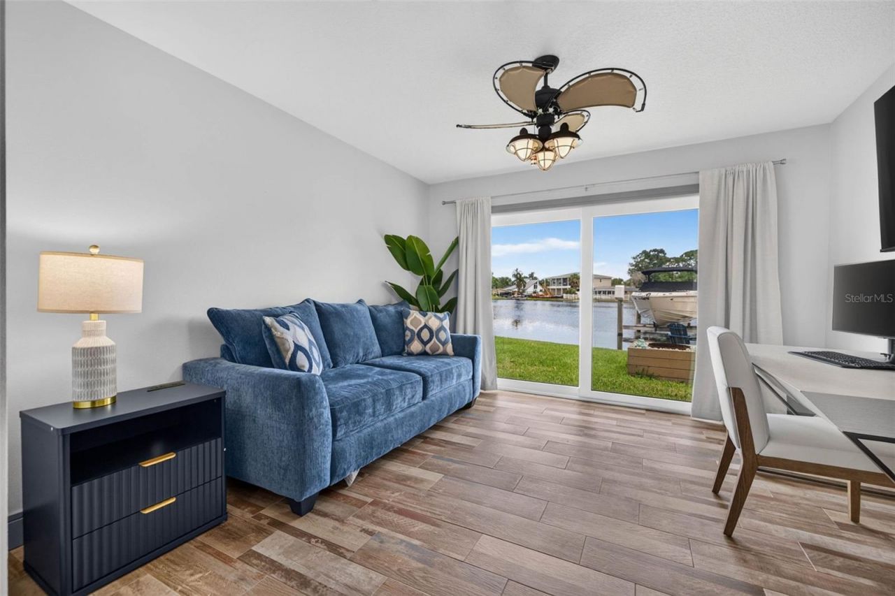 292 Sunlit Cove Drive Ne, Saint Petersburg, FL 33702 Photo