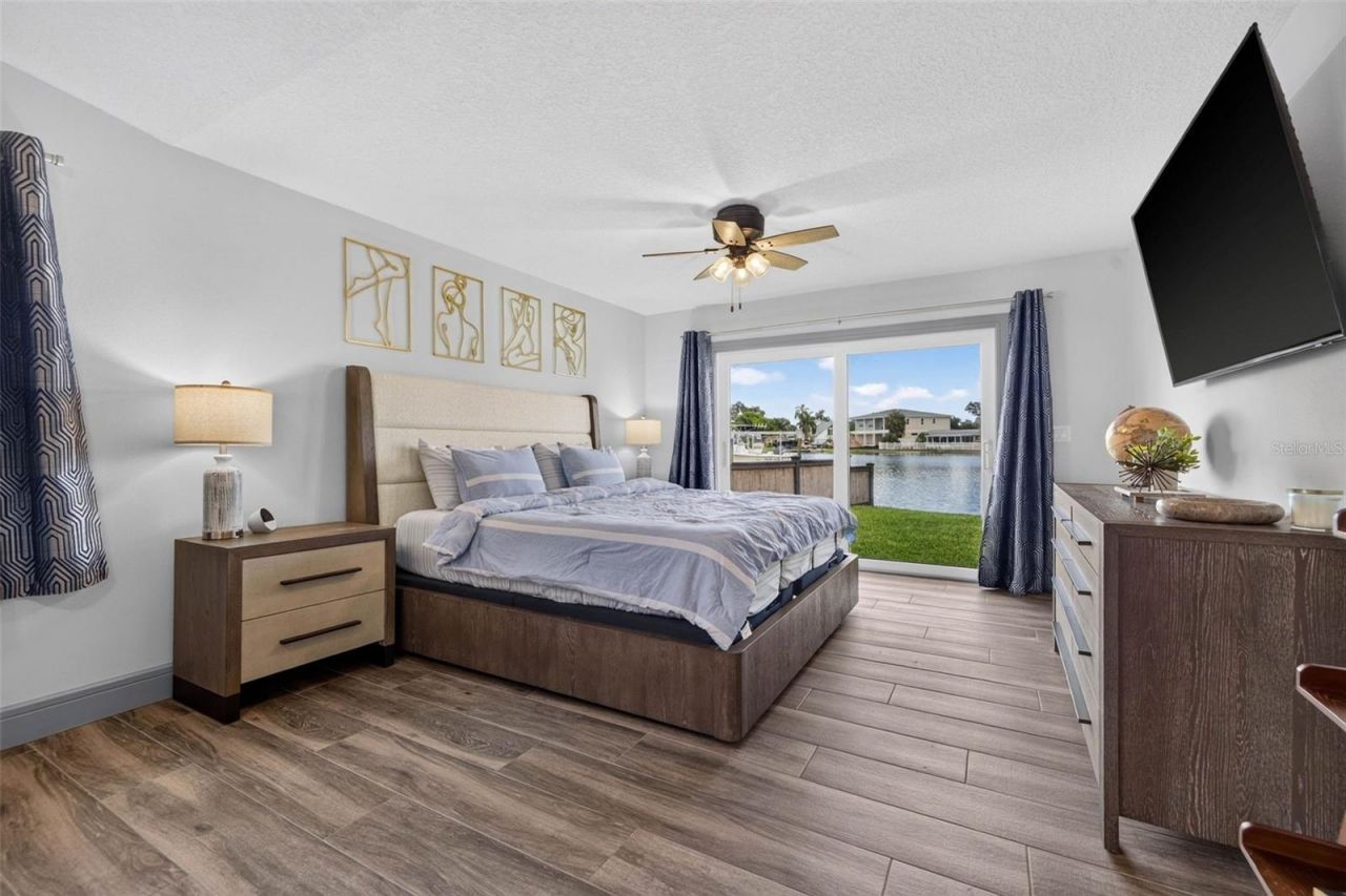 292 Sunlit Cove Drive Ne, Saint Petersburg, FL 33702 Photo