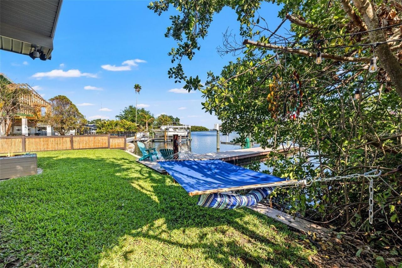 292 Sunlit Cove Drive Ne, Saint Petersburg, FL 33702 Photo