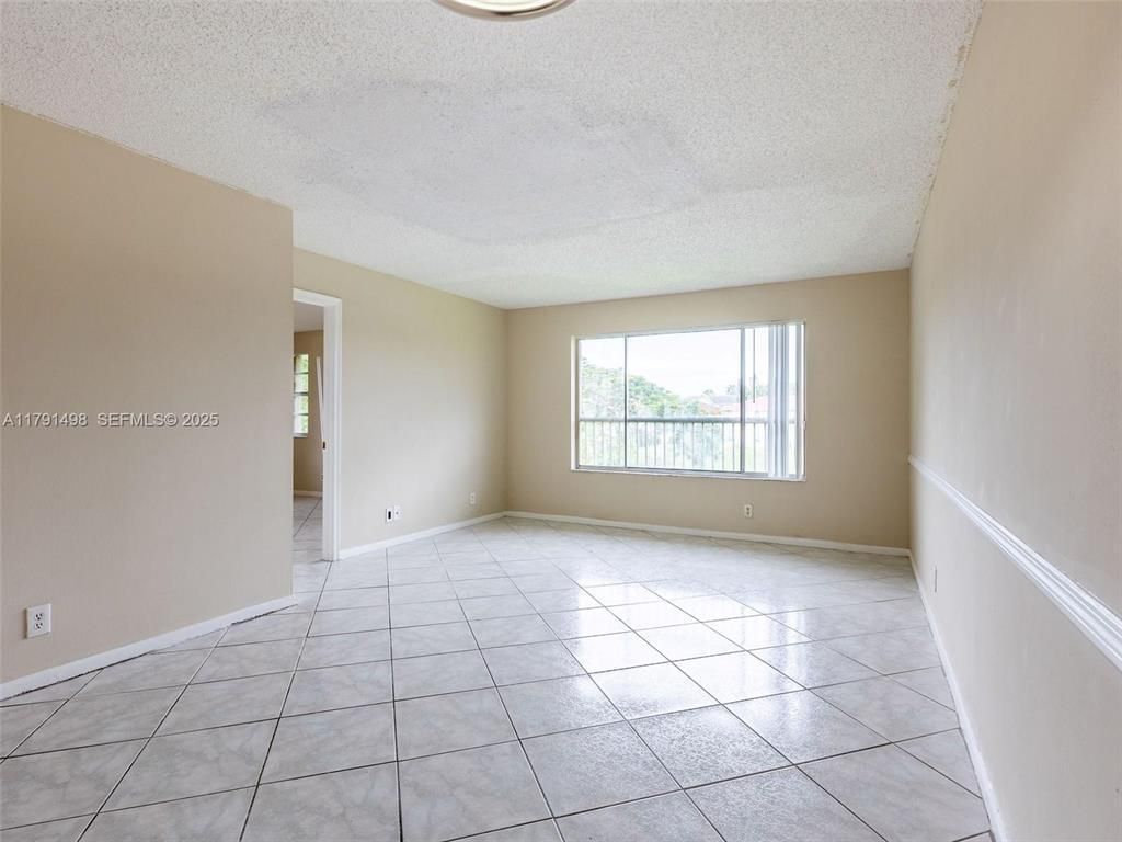 10106 Twin Lakes Drive, Unit 4, Coral Springs, FL 33071 Photo