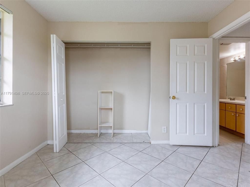 10106 Twin Lakes Drive, Unit 4, Coral Springs, FL 33071 Photo