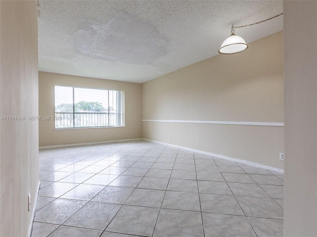 10106 Twin Lakes Drive, Unit 4, Coral Springs, FL 33071 Photo