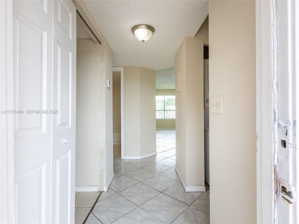 10106 Twin Lakes Drive, Unit 4, Coral Springs, FL 33071 Photo