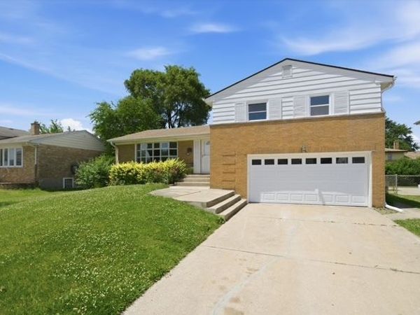 1640 Channing Court , Melrose Park, IL 60160