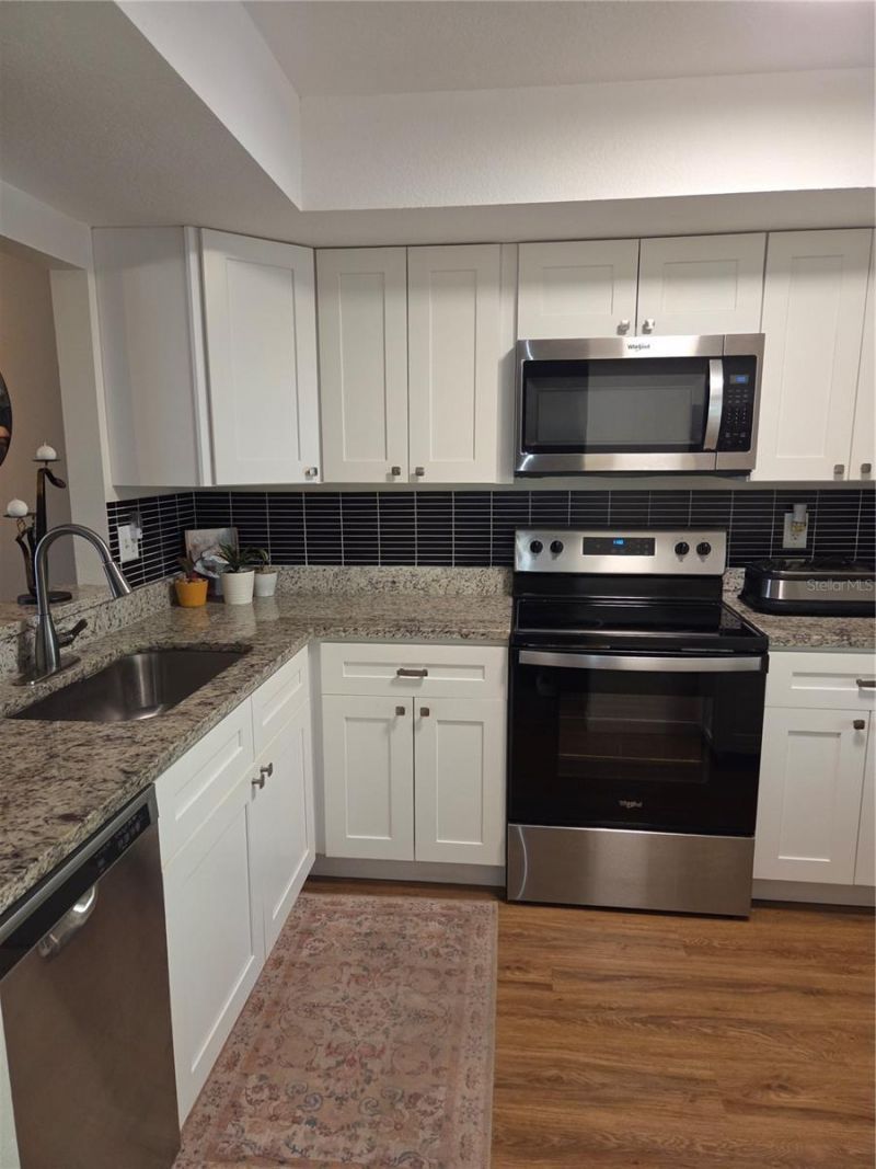 4416 Spicewood Drive , Unit J, Bradenton, FL 34208 Photo
