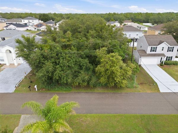 305 ANCHOVIE COURT , POINCIANA, FL 34759