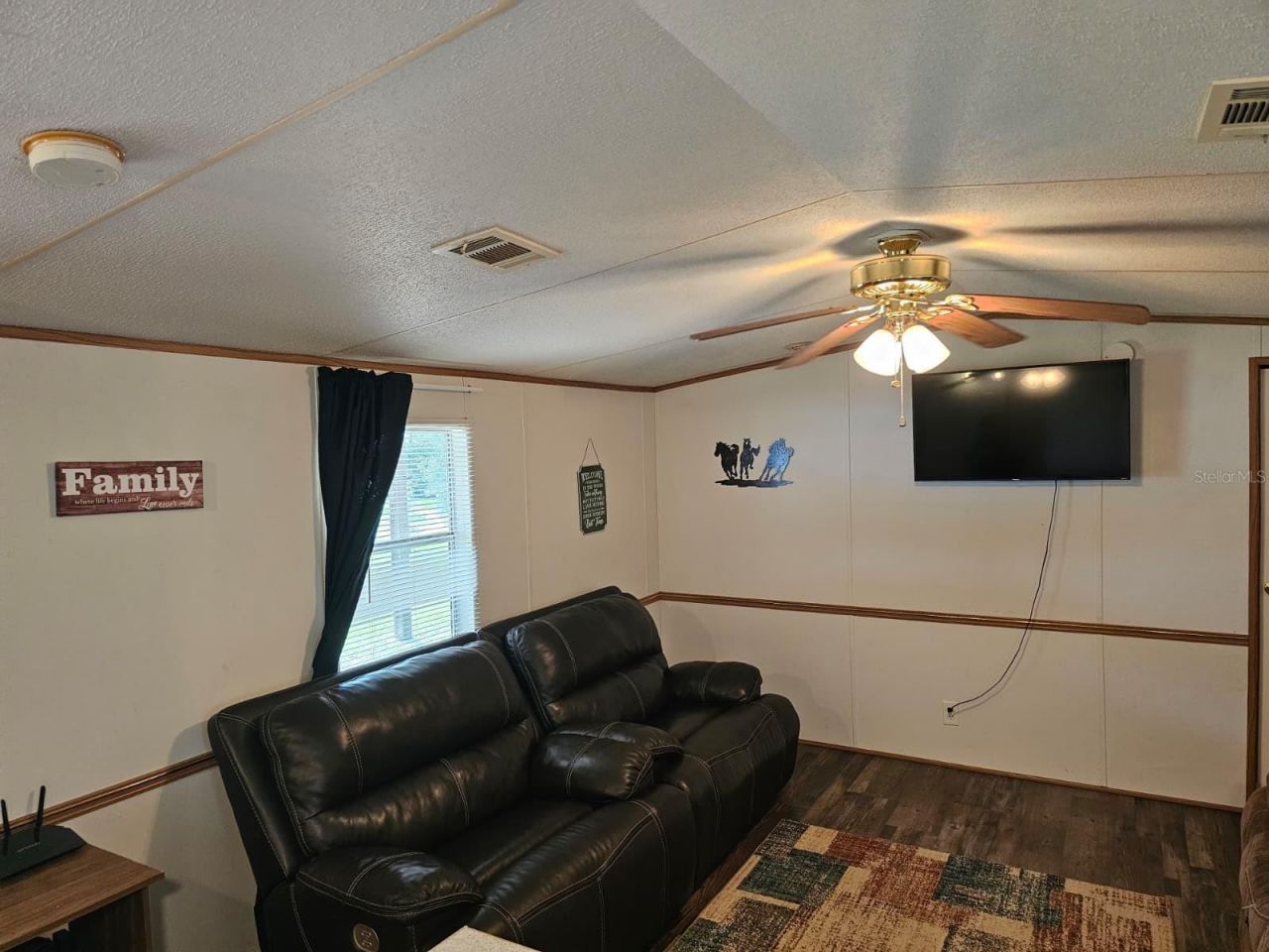 9050 SE 196th Terrace , Ocklawaha, FL 32179 Photo