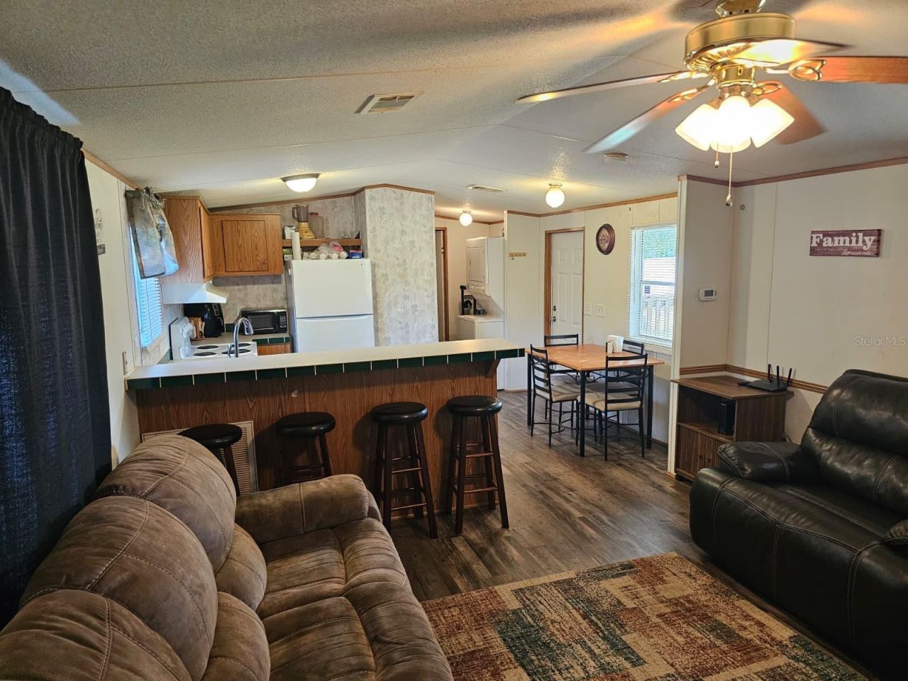 9050 SE 196th Terrace , Ocklawaha, FL 32179 Photo