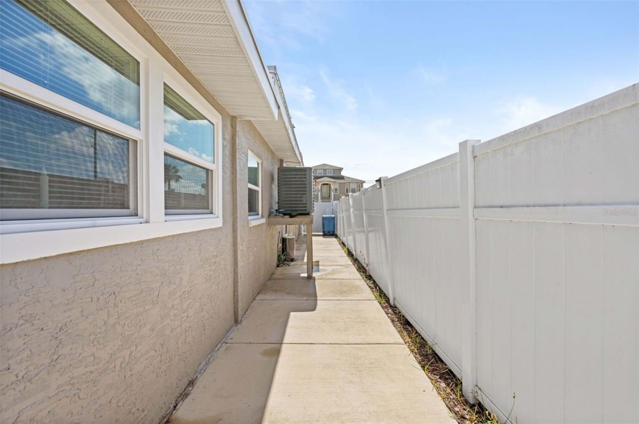 5041 Maplewood , Hernando Beach, FL 34607 Photo