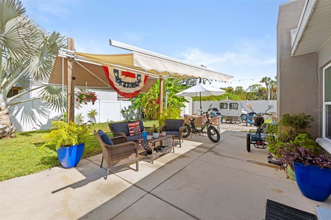 5041 Maplewood , Hernando Beach, FL 34607 Photo