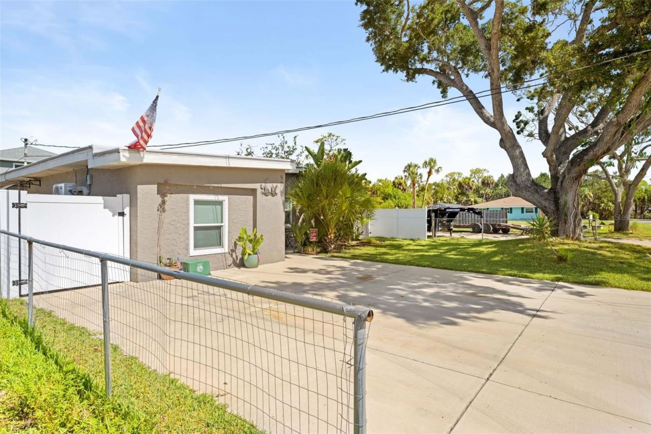 5041 Maplewood , Hernando Beach, FL 34607 Photo