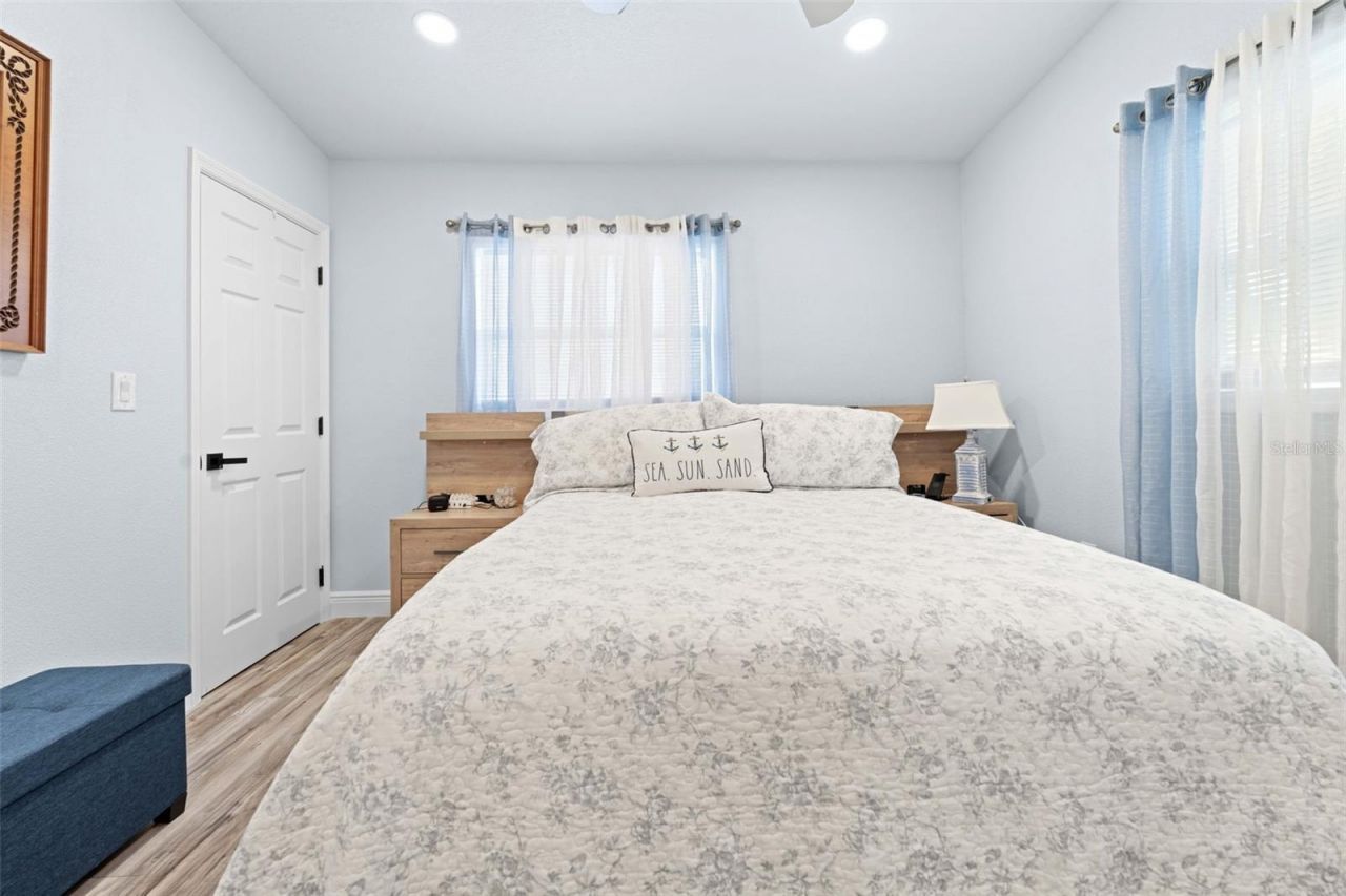 5041 Maplewood , Hernando Beach, FL 34607 Photo