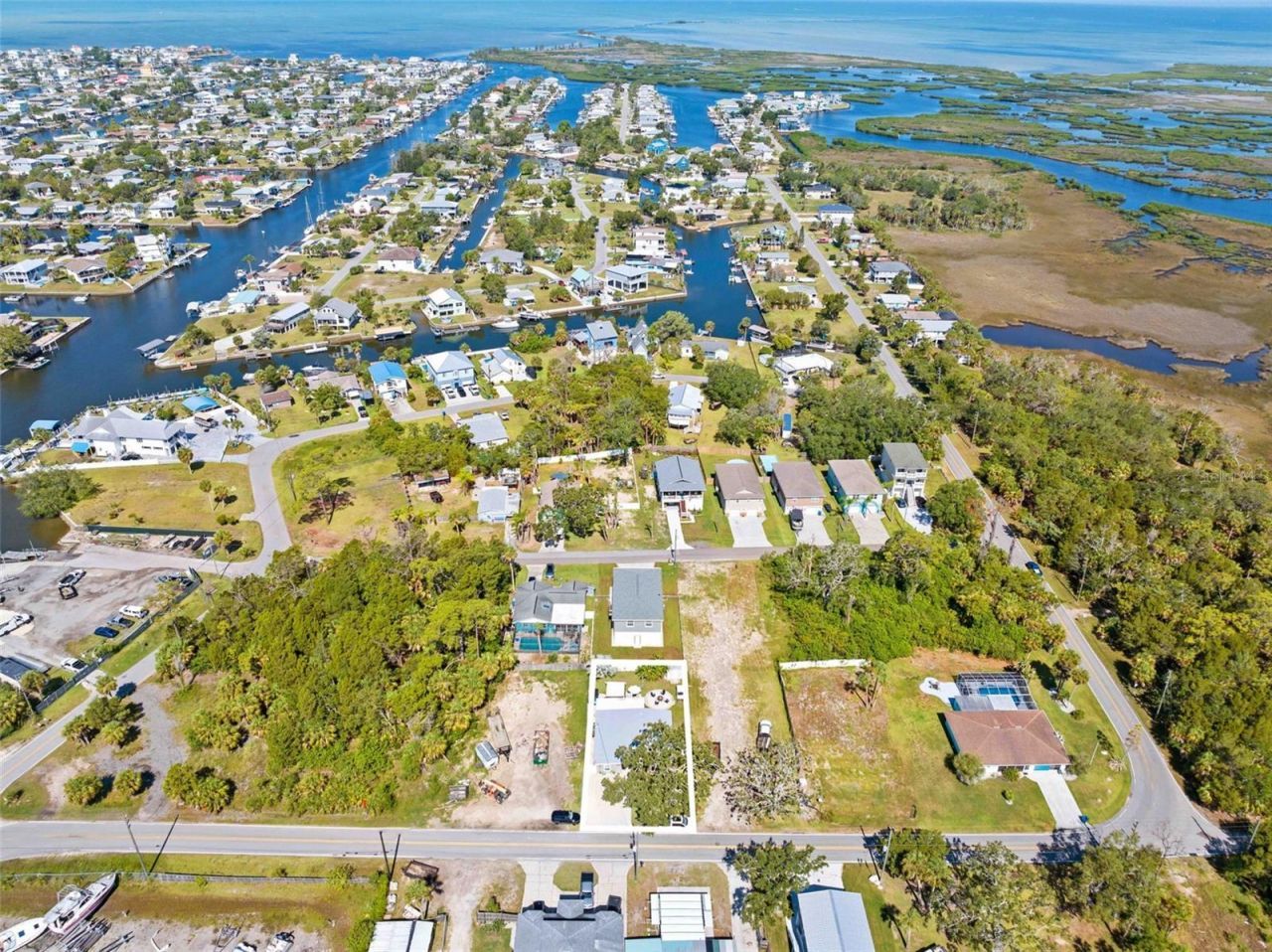 5041 Maplewood , Hernando Beach, FL 34607 Photo